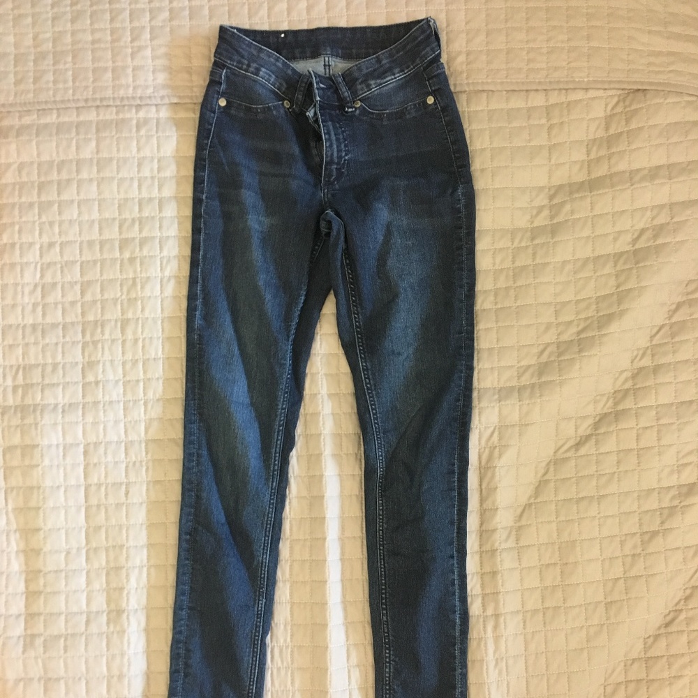 Worn denim skinny jeans - freyed ends